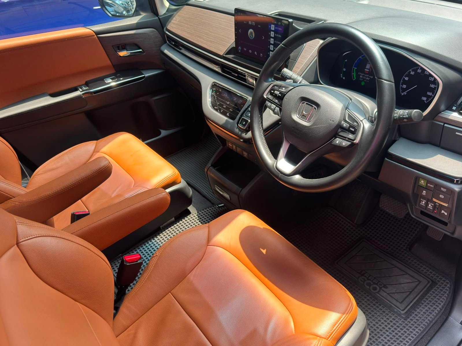 Honda Odyssey e:HEV photo 7